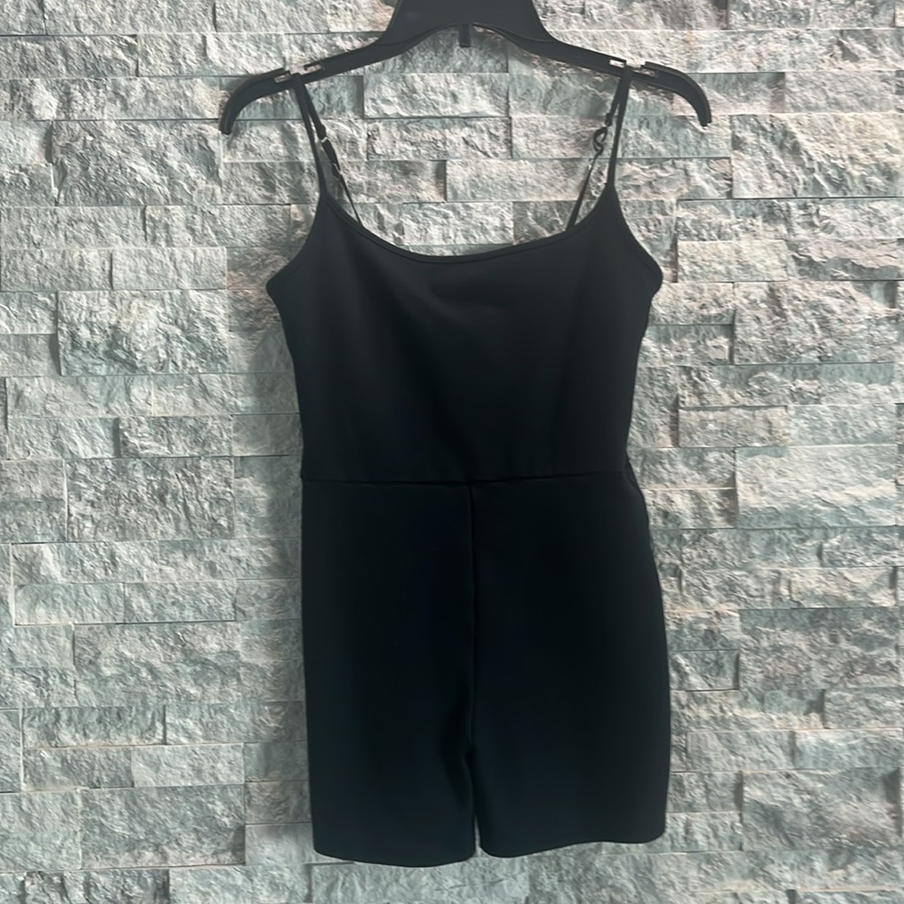 Abercrombie & Fitch YPB SculptLUX Black  Athletic Romper Shorts Onesie Sz-SP - Picture 3 of 8